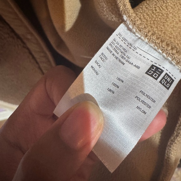 Uniqlo Teddy Bear Jacket Size Medium - Picture 8 of 8